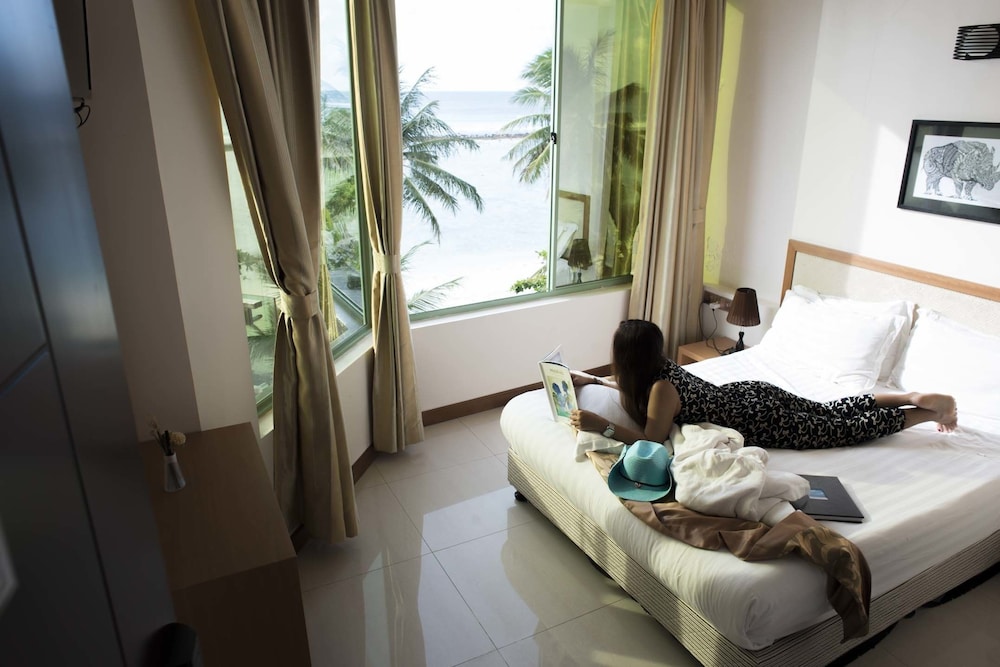Super Deluxe Room (Sea View) photo 2