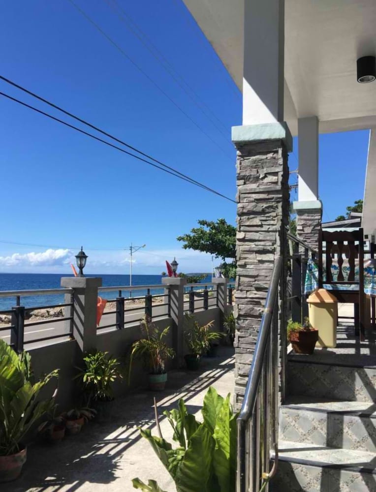 Deluxe Double Room, 1 Queen Bed, Non Smoking, Ocean View photo 3