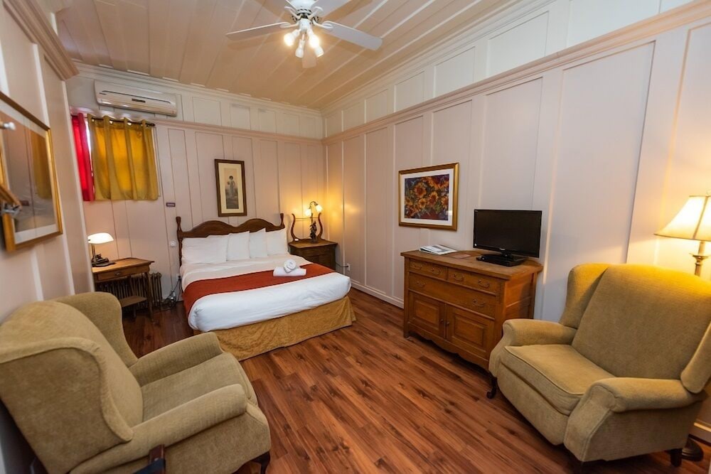Comfort Room, 1 Queen Bed photo 3