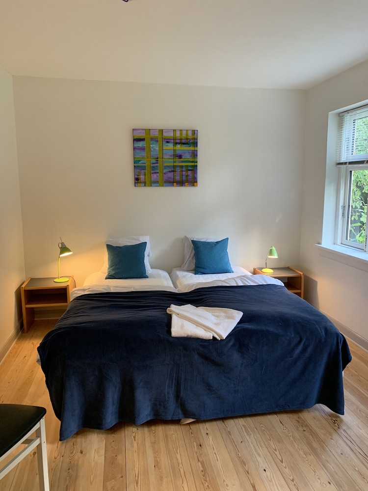 Economy Double Or Twin Room, Shared Bathroom photo 1
