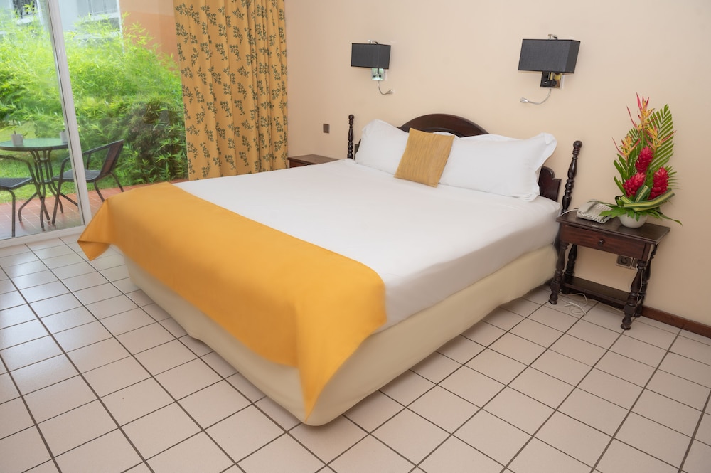 Superior Double Room, Garden View - Photo 3
