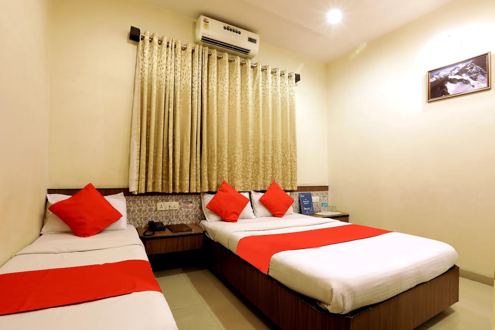 Classic Triple Room, Multiple Beds, Non Smoking photo 3