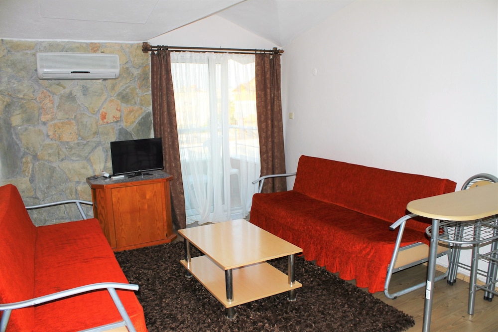 Penthouse, 2 Bedrooms, Non Smoking photo 3