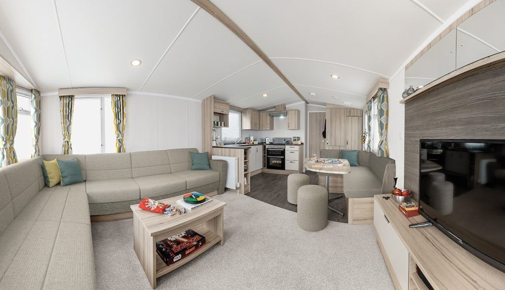 Three Bed Platinum Caravan photo 1