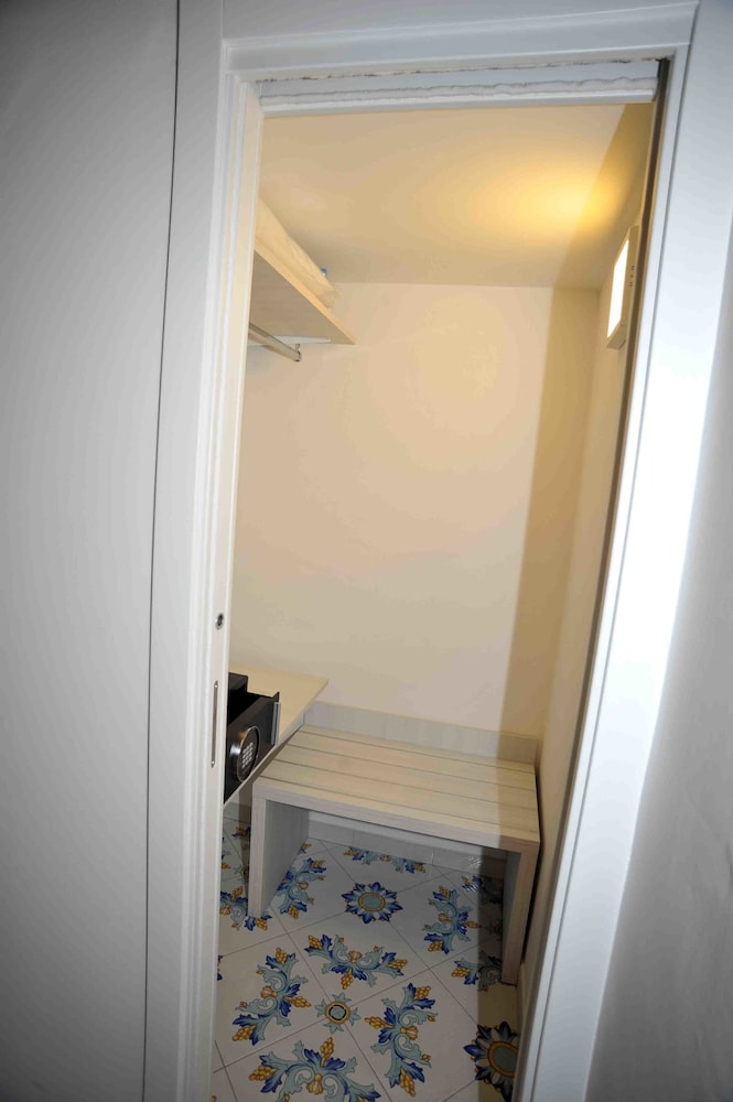 Superior Double or Twin Room, 1 Queen Bed, Garden View - Photo 8