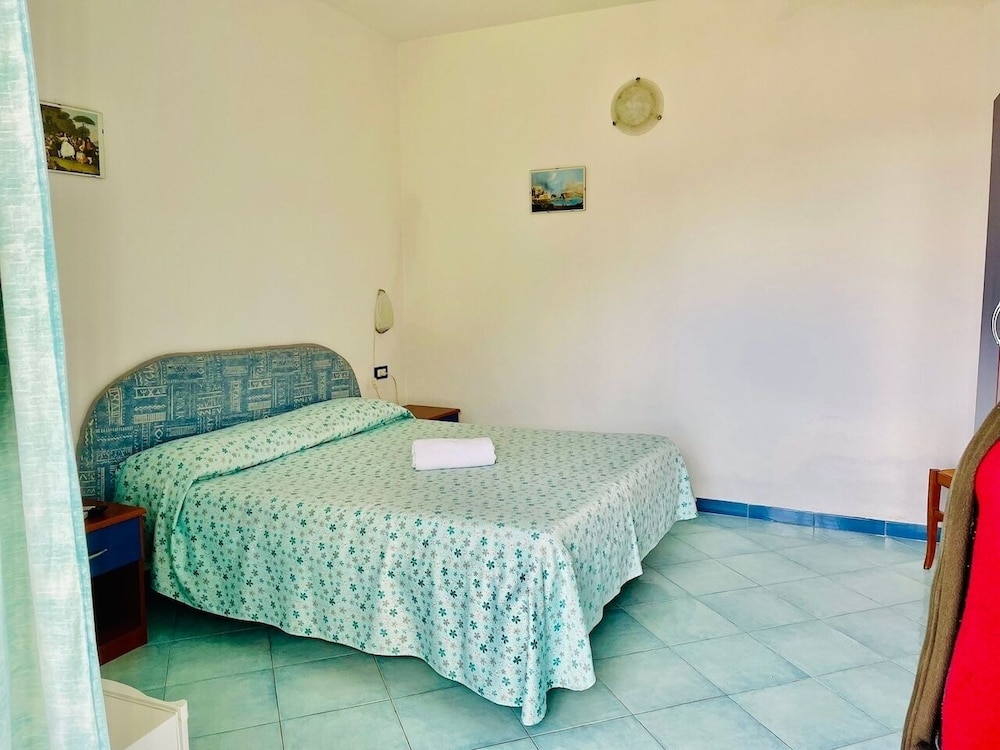 Standard Double or Twin Room, Sea View