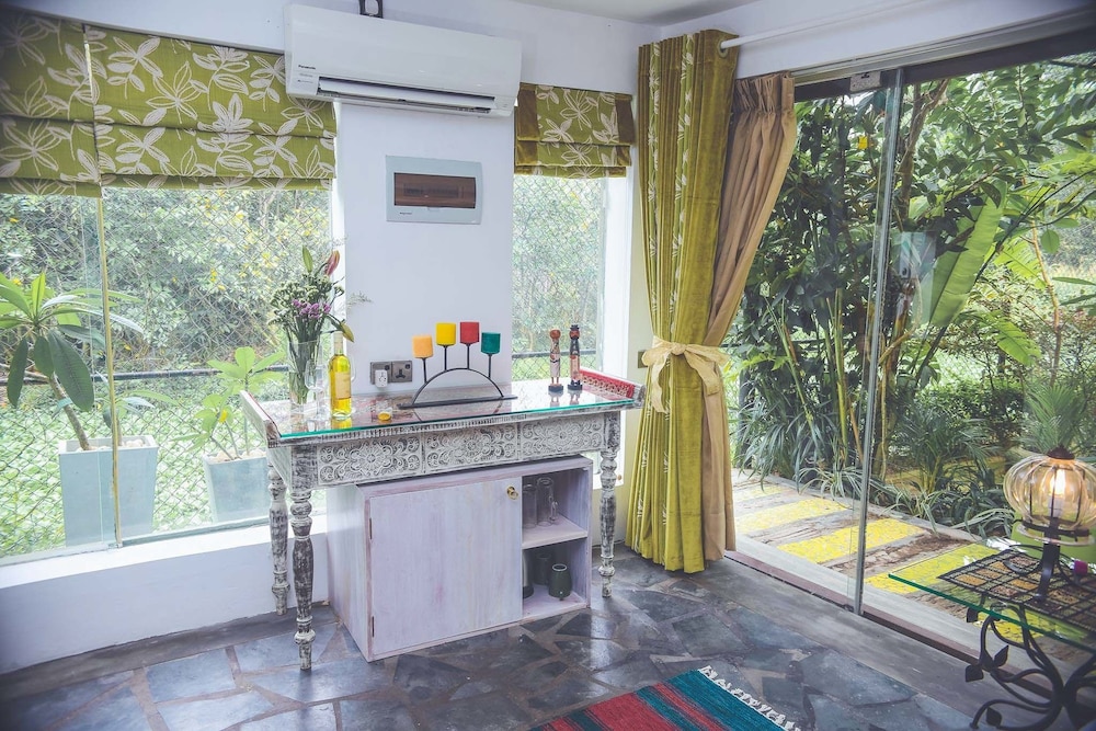 Deluxe Double Room, Garden View, Lakeside photo 3