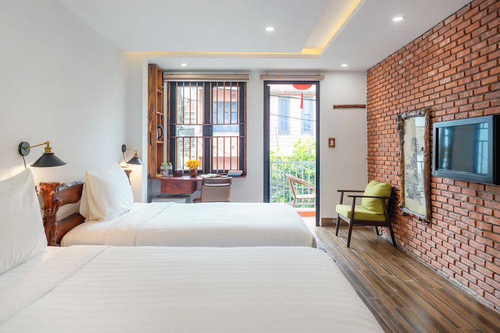 Deluxe Twin Room, Balcony photo 1