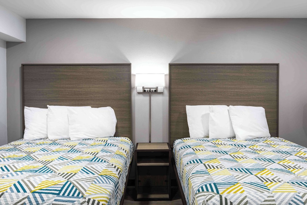 Standard Room, 2 Queen Beds, Smoking, Refrigerator & Microwave