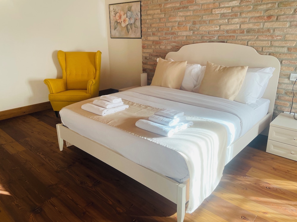 Luxury Room, 1 Queen Bed