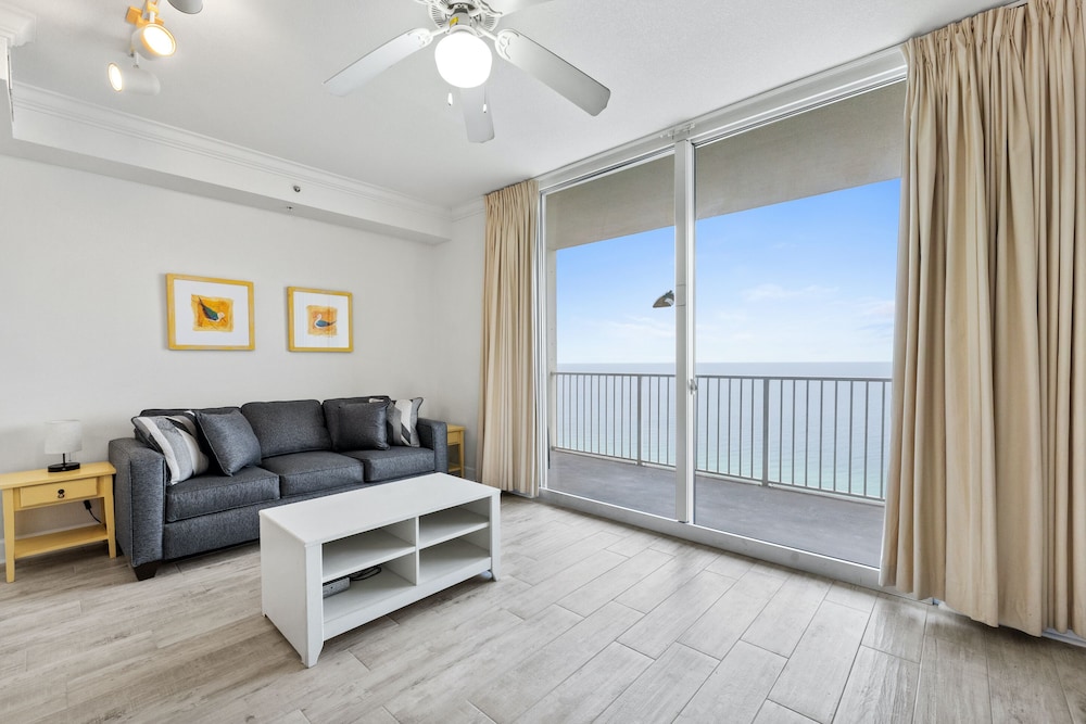 Condo, One Bedroom, Beachfront (2306)