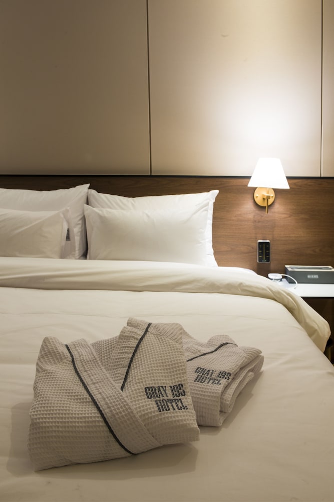 Standard Room - Photo 1