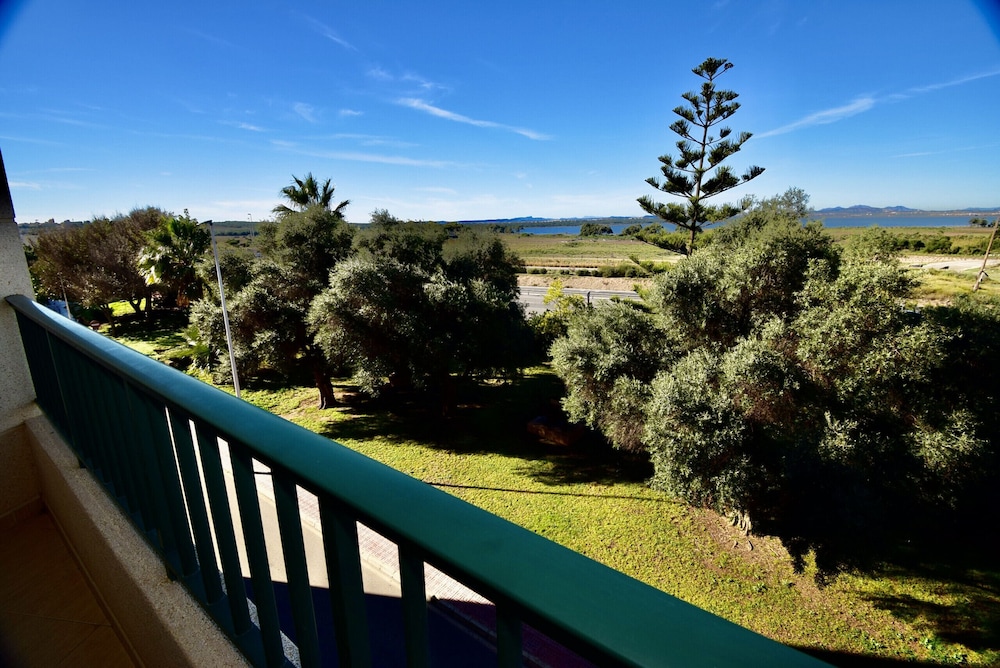 Apartment, 1 Bedroom, Balcony, Lake View