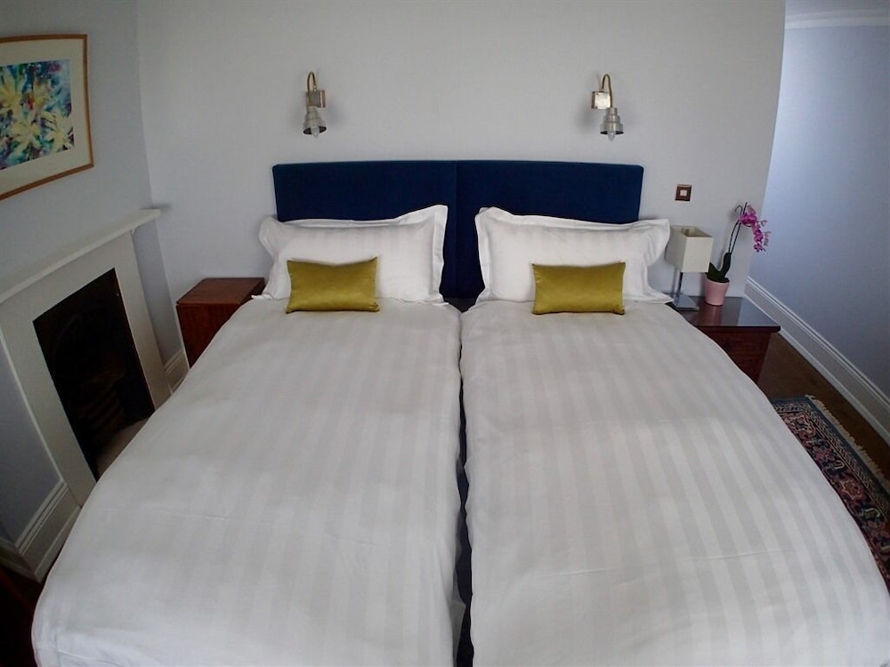 Standard Double or Twin Room, Ensuite (Room 7) photo 2