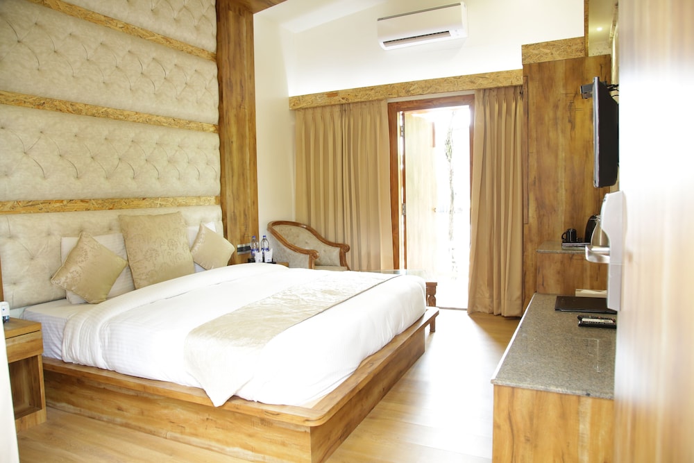 Wooden Hut