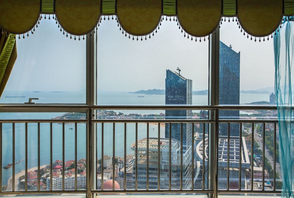 Panoramic Apartment, 4 Bedrooms, Sea View photo 3