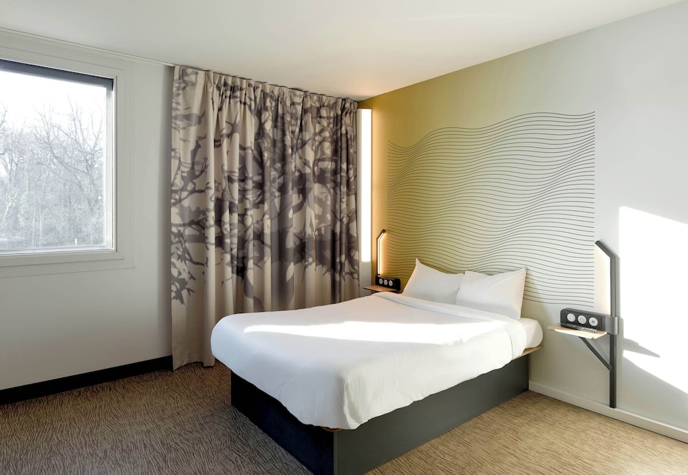 Double Room, Mobility Accessible, Non Smoking - Photo 1