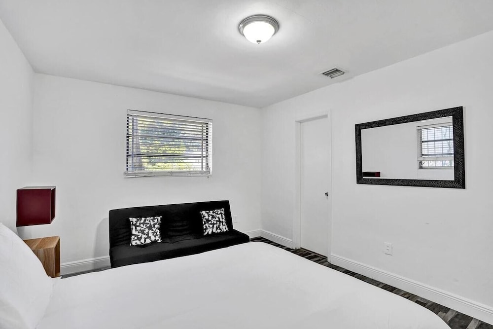 Apartment (2 Bedrooms) photo 3
