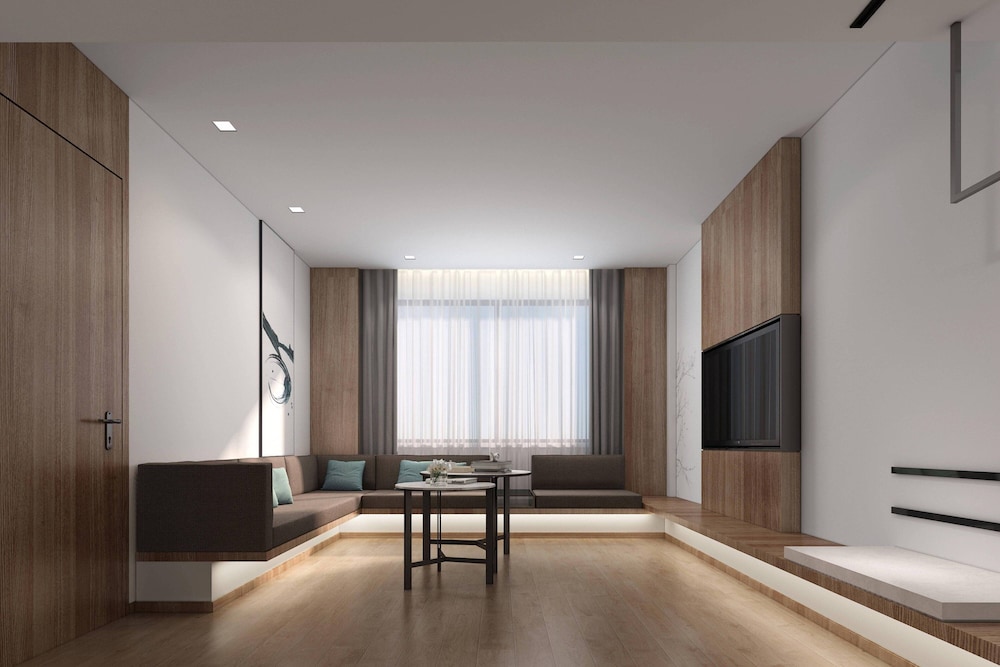 Standard Room, 1 King Bed, City View - Photo 5
