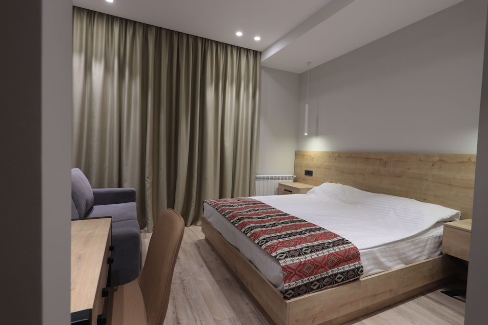 Deluxe Double Room photo 2