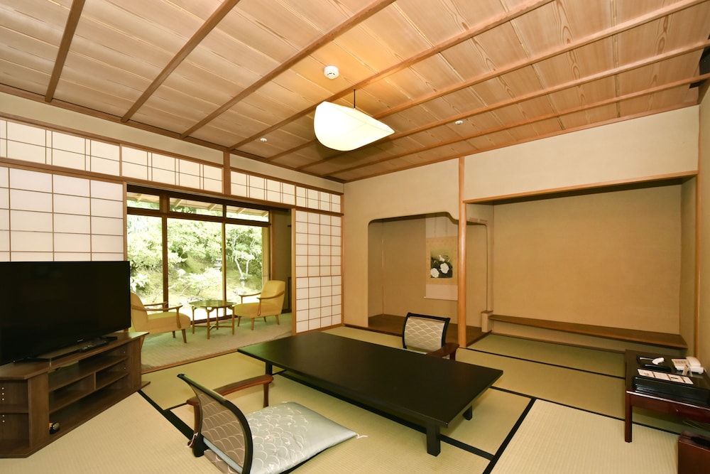 Standard Japanese Room - Annex, Non Smoking photo 2