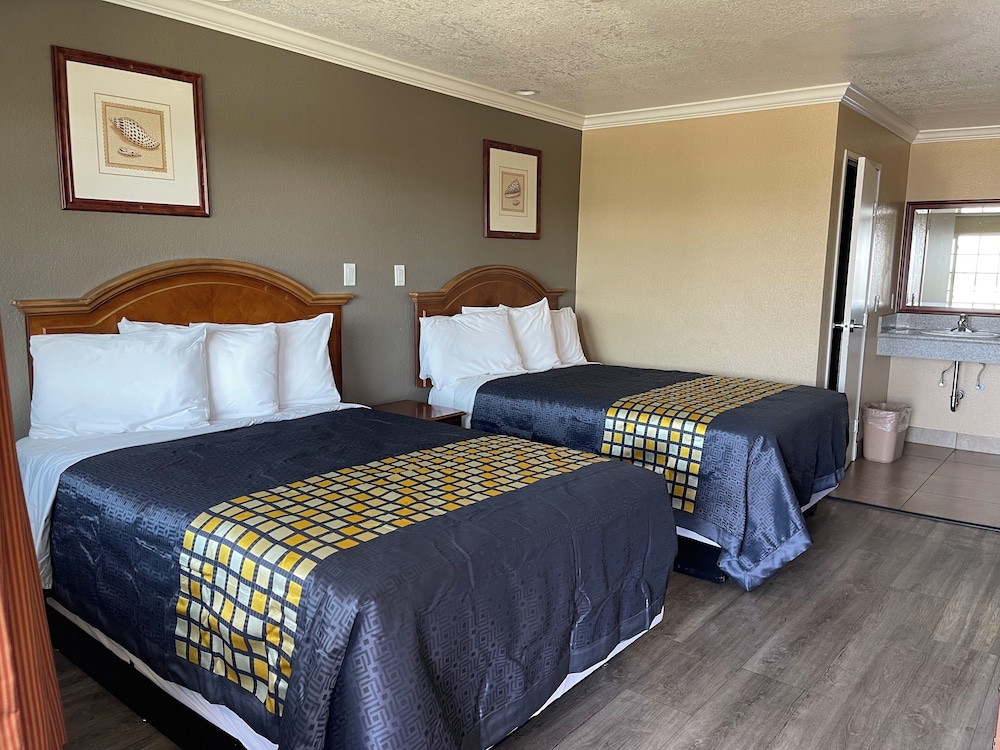 Deluxe Room, 2 Double Beds photo 2