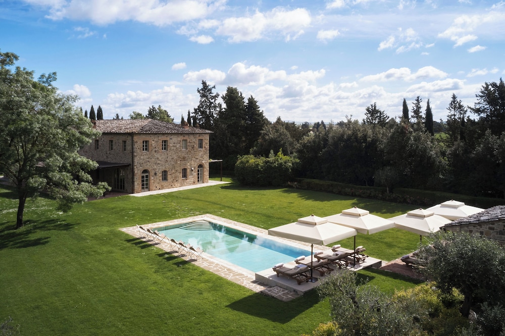 Villa (Biondi)