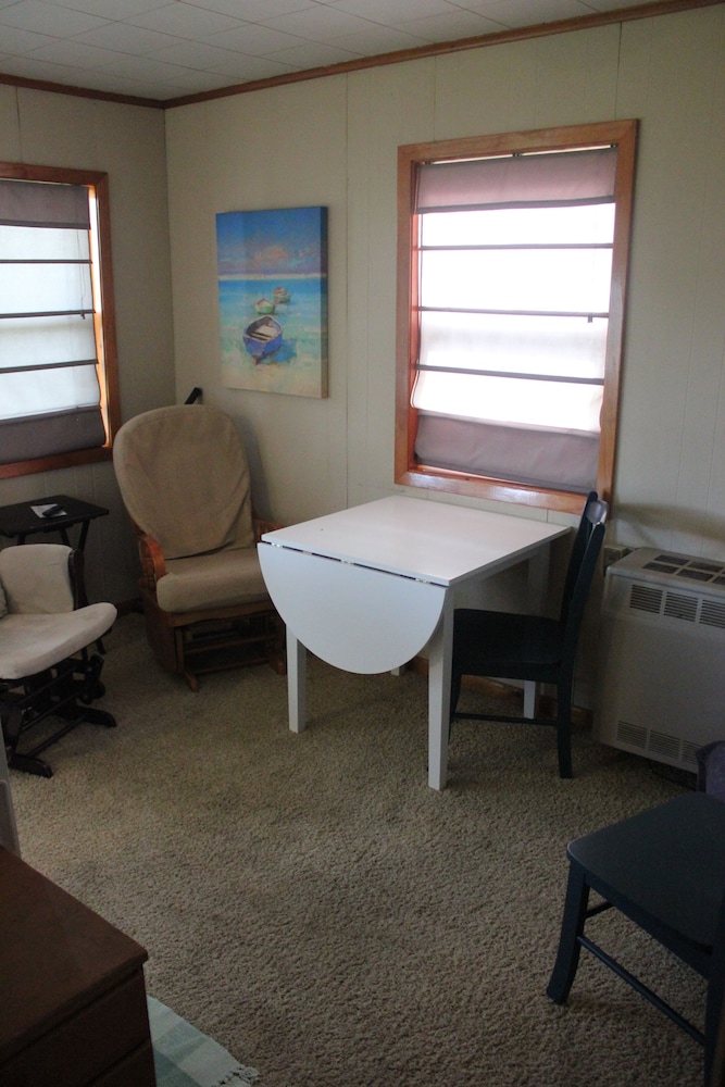 Economy Cabin photo 3