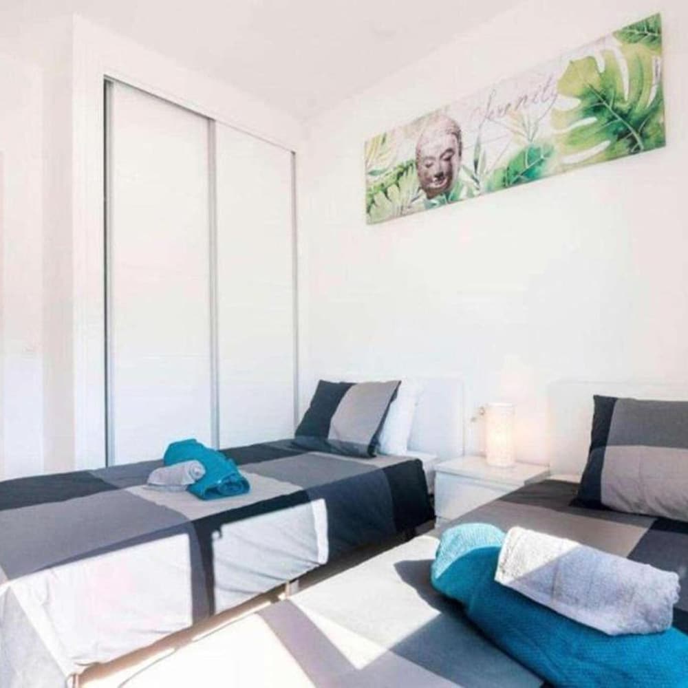Villa photo 2