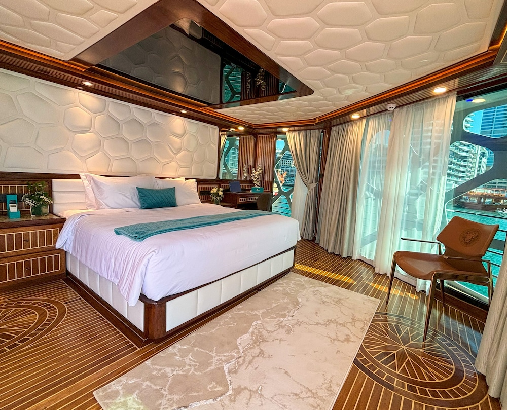 Royal Suite, Balcony, Sea View photo 3