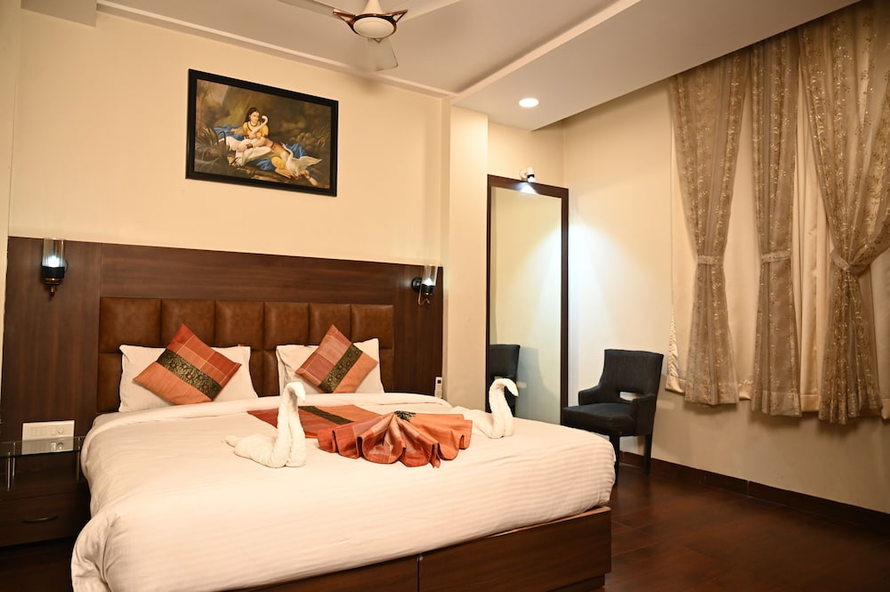 Standard Room, City View
