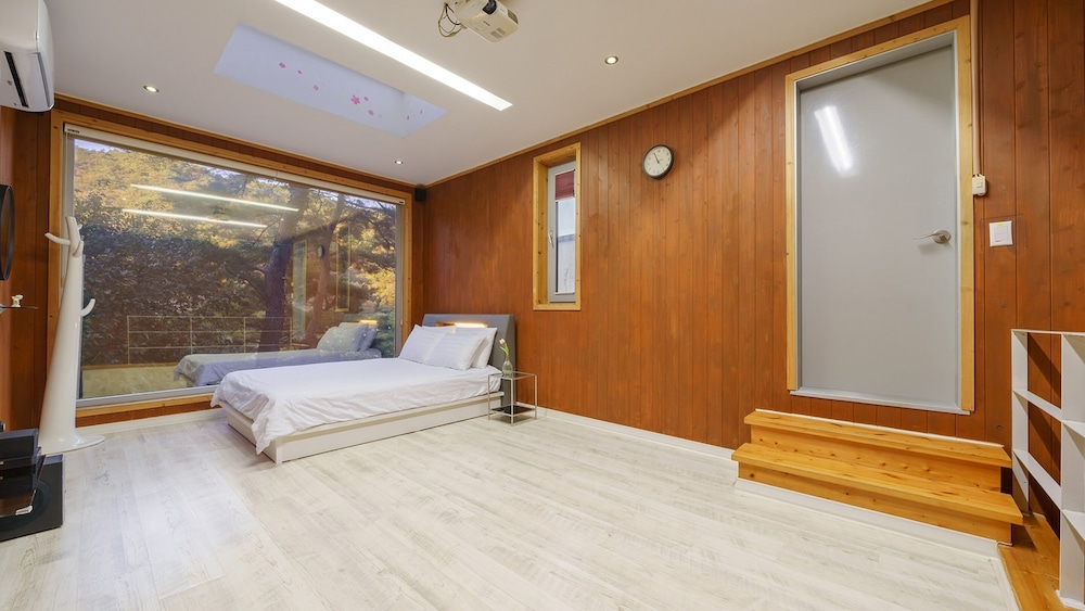 Basic Room, 1 Bedroom (STAY 5) - Photo 12