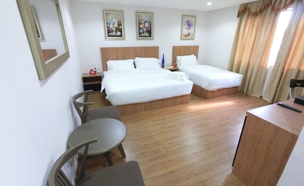 Deluxe Suite