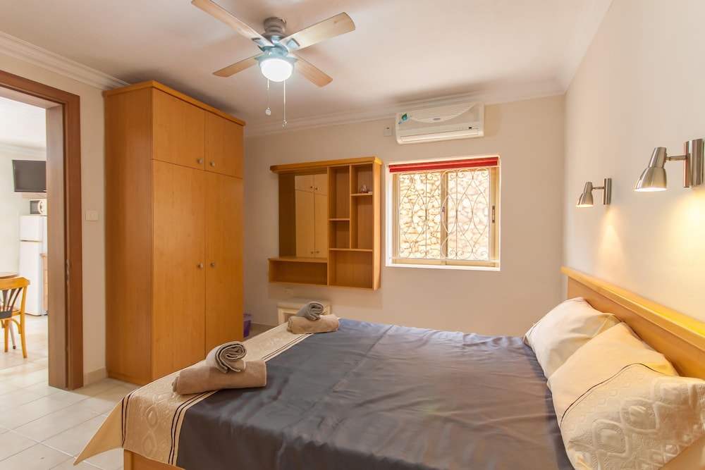 Family Apartment, 1 Bedroom (Villa & Pool Apart 3 In Mellieha Bay)