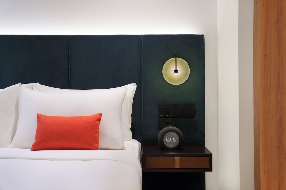 Deluxe Room, 1 Queen Bed (Queen)