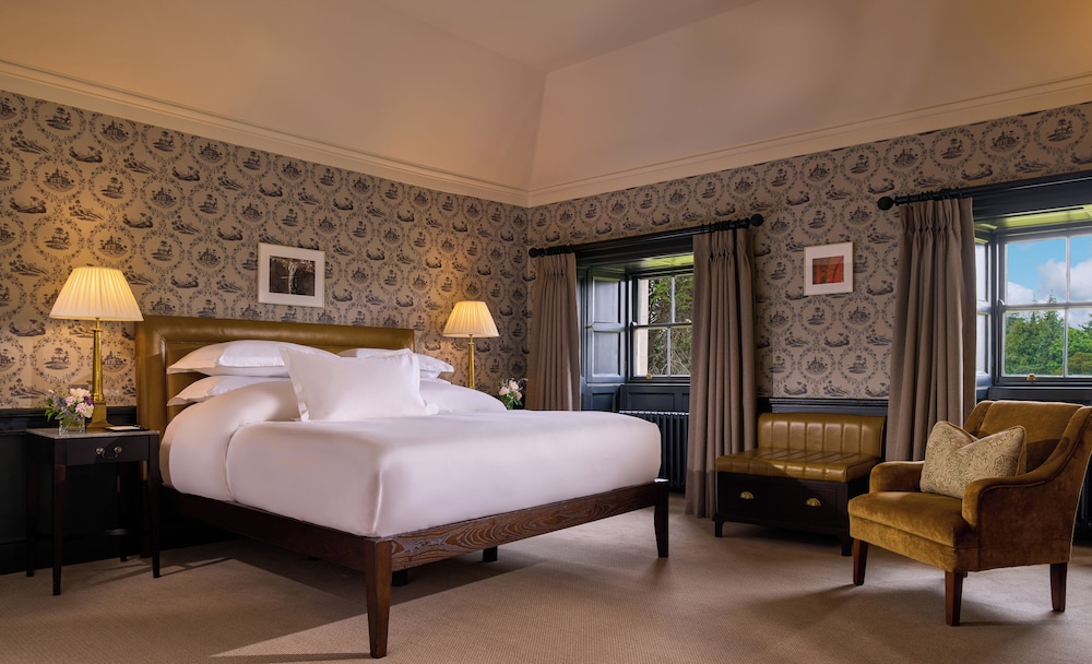 House Deluxe Stateroom - Photo 8