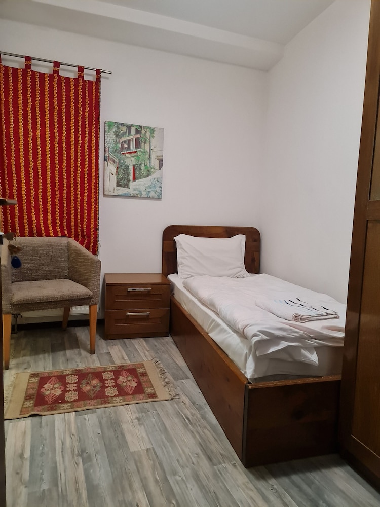 Basic Room photo 1