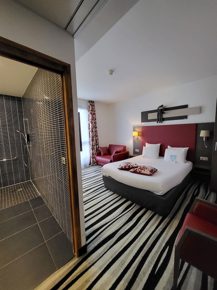 Superior Room, Multiple Beds - Photo 1