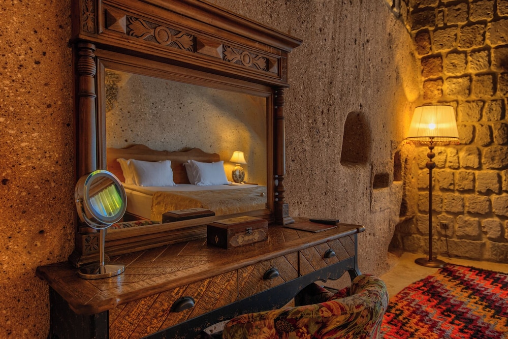 Muhteshem Imperial Pool Suite - Photo 6