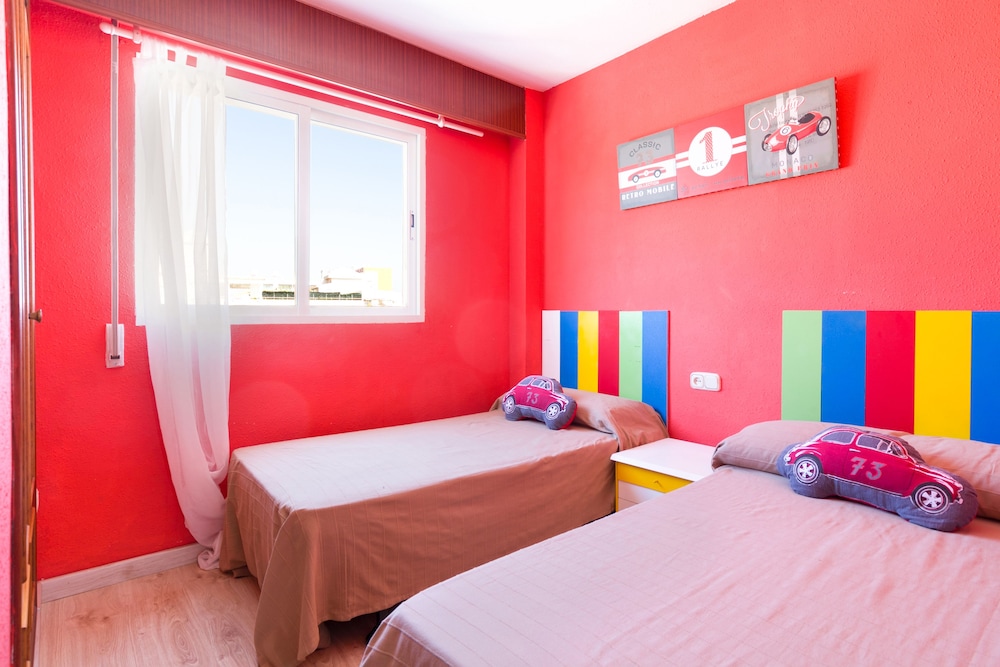 Apartamento, 3 habitaciones, terraza, vista al mar
