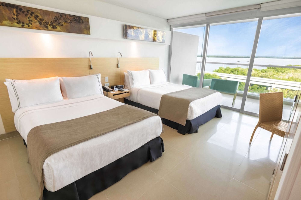 Standard Twin Room, 2 Double Beds photo 1