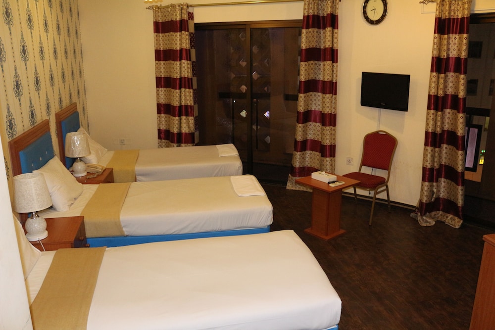 Triple Room photo 3