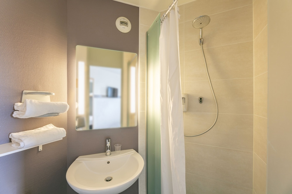 Quadruple Room, Non Smoking photo 2