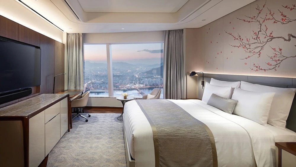 Premier Double Room, River View