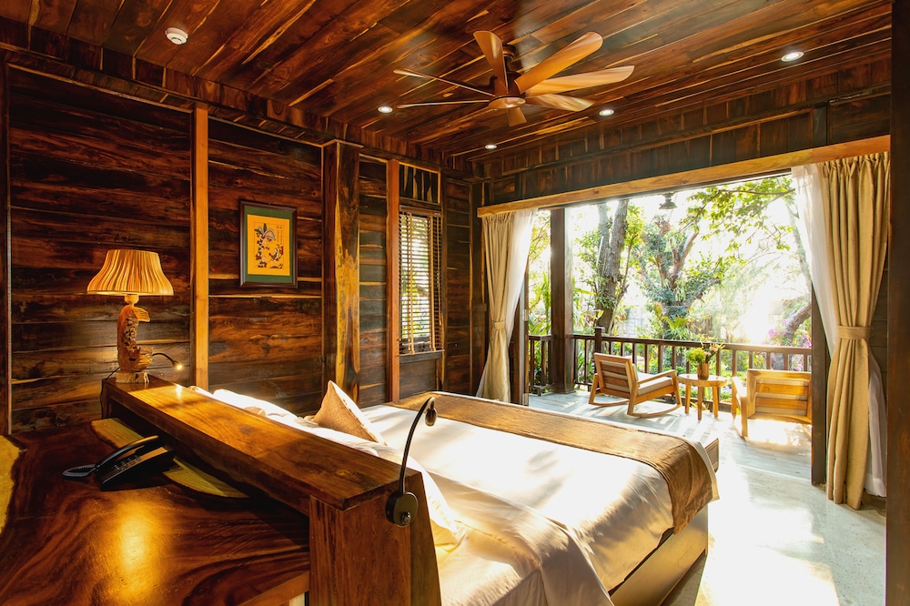 Ocean Breeze Bungalow King - Photo 3