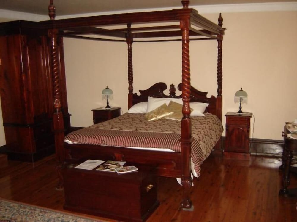 House, Multiple Bedrooms, Shared Bathroom (Main House) photo 1