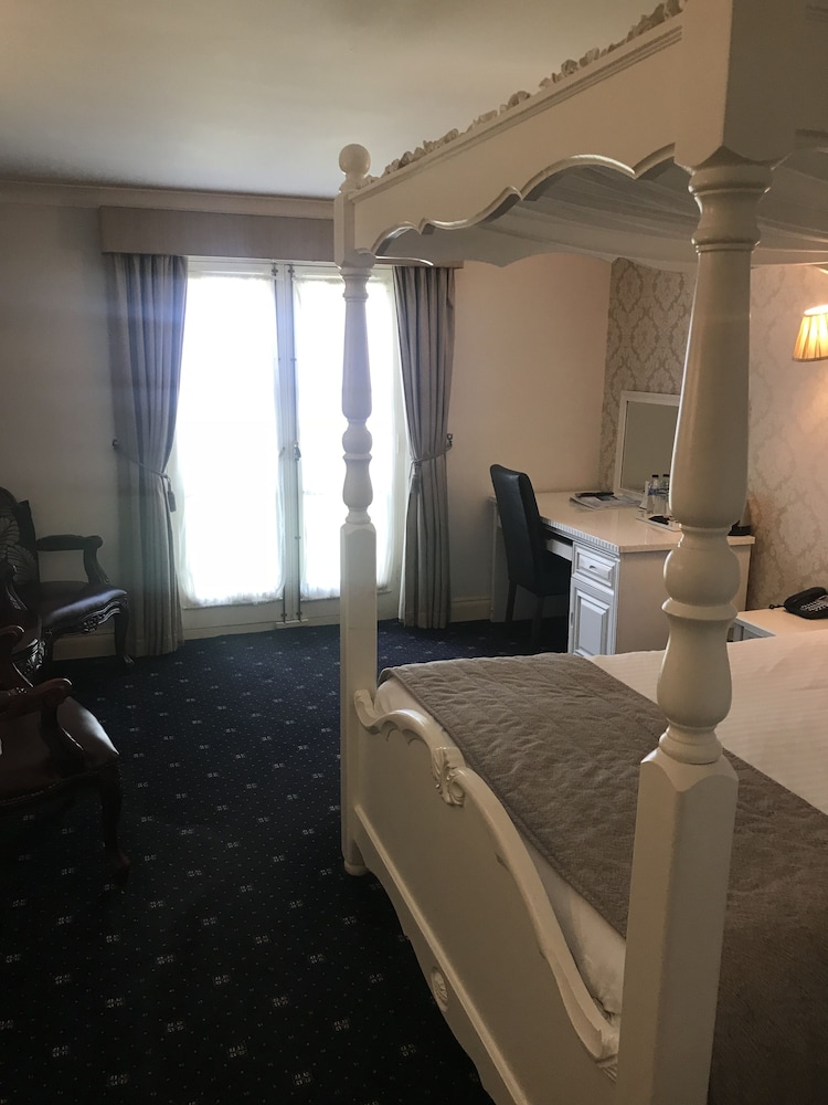 Standard Room, 1 Double Bed, Non Smoking (Canopy Bed) - Photo 2