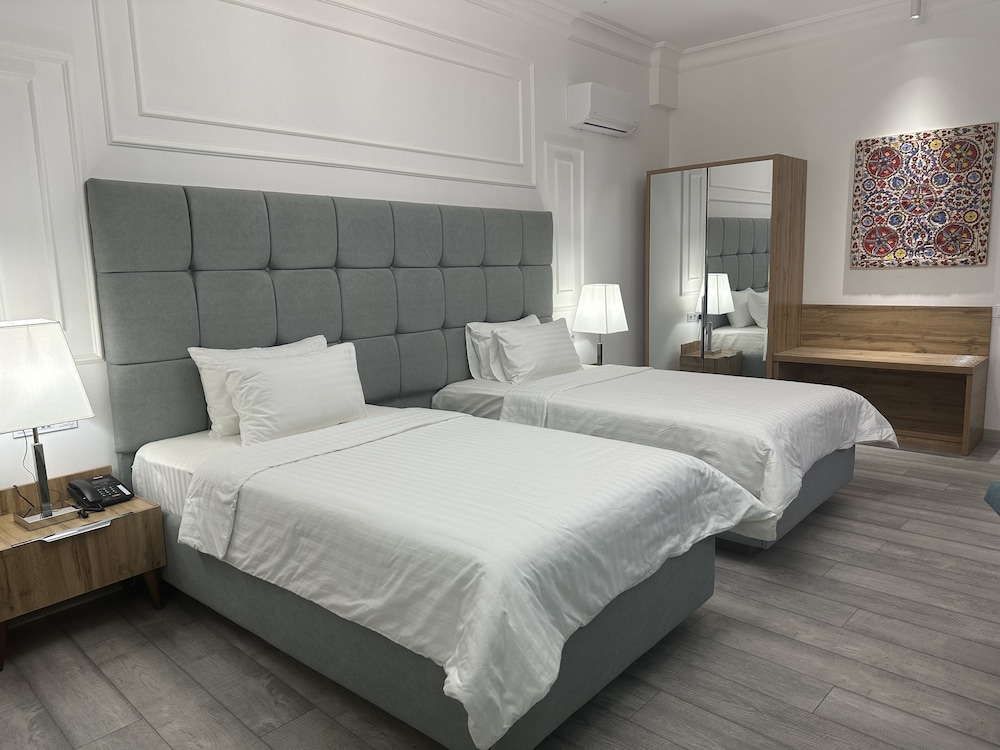 Signature Twin Room photo 1