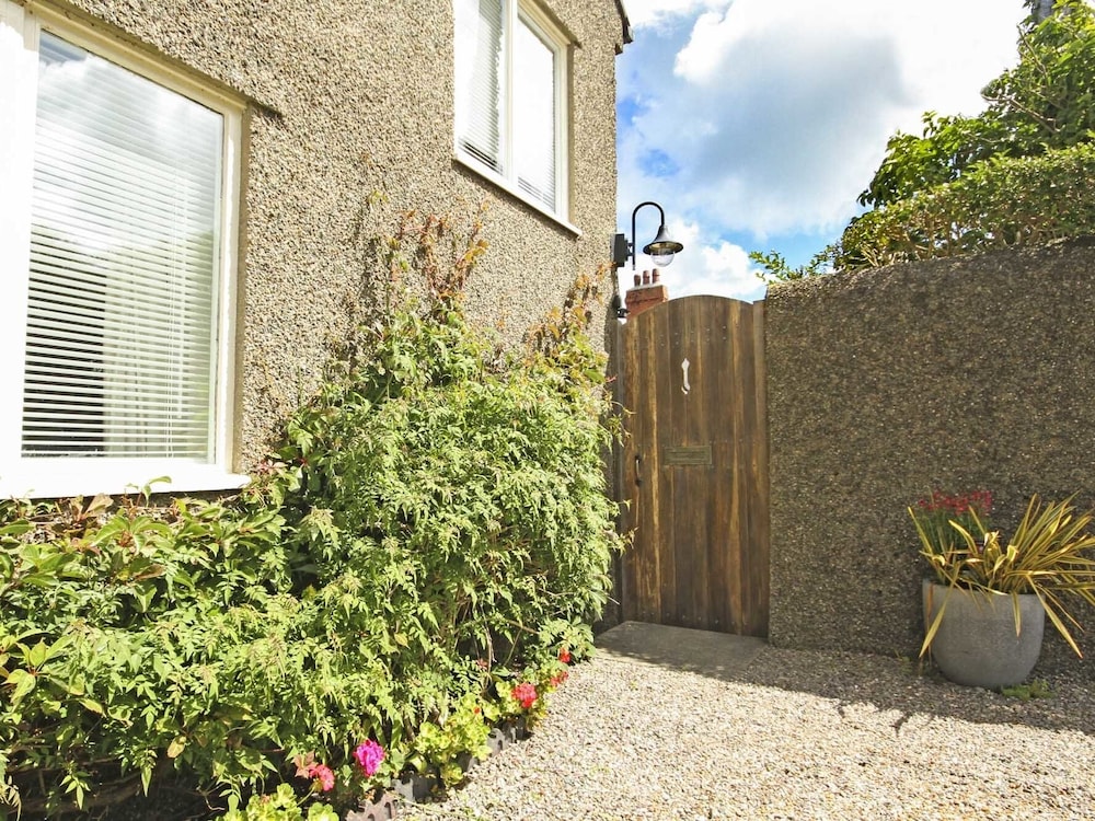 Cottage photo 1