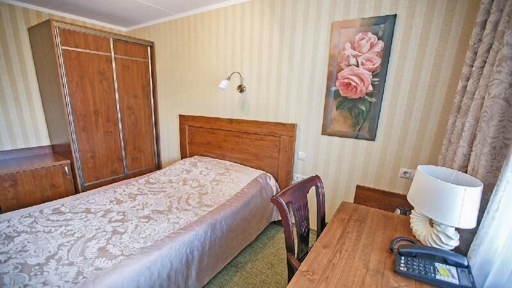Superior Single Room, 1 Large Twin Bed, Non Smoking photo 2
